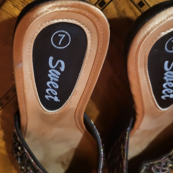 Sweet Kitten Heel Pointed Toe Slip On Mules Black Multicolored Beads Size 7 - Picture 5 of 8